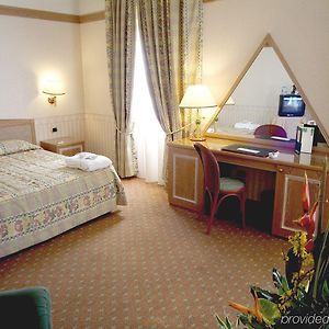 Camera superior con letto king size